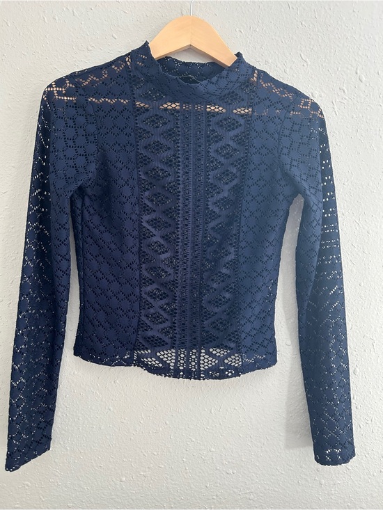Zara Tops - Zara Navy Lace Mock-Neck Long Sleeve Blouse Cropped Stretch Casual Small